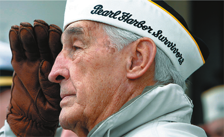 pearl harbor vet saluting